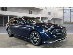 Cavansitblau (metallic) Gebraucht 2021 Mercedes E300 Kombi | 25.980 € (Guter Preis)