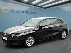 Schwarz Gebraucht 2023 Audi A3 Sportback Limousine | 23.949 € (Fairer Preis)