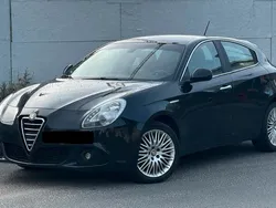 Schwarz Gebraucht 2010 Alfa Romeo Giulietta Kleinwagen | 7.500 € (Fairer Preis)