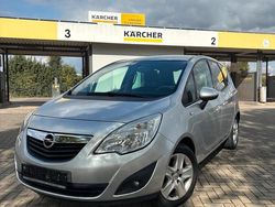 Schwarz Gebraucht 2012 Opel Meriva Van / Kleinbus | 3.490 € (Fairer Preis)