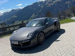 Grau Gebraucht 2015 Porsche 911 Turbo S Coupé | 132.000 € (Teuer)