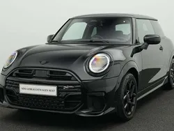 Schwarz Gebraucht 2024 Mini John Cooper Works Kleinwagen | 32.324 € (Superpreis)