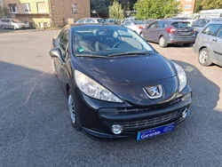 Schwarz Gebraucht 2008 Peugeot 207 CC Platinum Cabrio | 3.290 € (Fairer Preis)