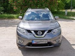 Grau Gebraucht 2016 Nissan X-Trail Tekna SUV | 14.800 € (Guter Preis)