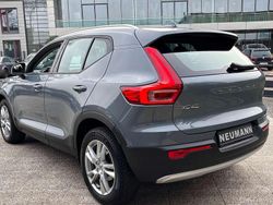 Thunder grey / metallic Gebraucht 2021 Volvo XC40 Momentum SUV | 24.999 € (Guter Preis)