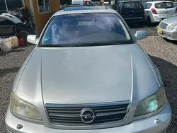 Silber Gebraucht 2002 Opel Omega Limousine | 1.490 € (Superpreis)