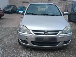 Silber Gebraucht 2005 Opel Corsa Kleinwagen | 599 € (Guter Preis)