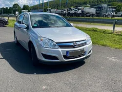 Silber Gebraucht 2007 Opel Astra Sport Kleinwagen | 4.900 € (Etwas zu teuer)