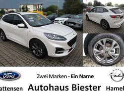 Arktisweiß Gebraucht 2023 Ford Kuga ST-Line X SUV | 40.250 €