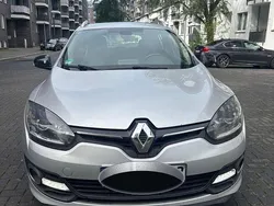 Silber Gebraucht 2016 Renault Mégane GrandTour Experience Kombi | 4.900 € (Teuer)