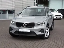 Grau Gebraucht 2023 Volvo XC40 SUV | 25.900 € (Guter Preis)