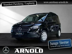 Schwarz (loparitschwarz) Gebraucht 2024 Mercedes 180 Progressive Limousine | 29.849 € (Fairer Preis)