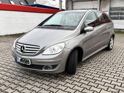 Grau Gebraucht 2008 Mercedes B170 Van / Kleinbus | 4.290 € (Guter Preis)