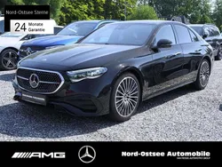 Metalliclack obsidianschwarz Gebraucht 2024 Mercedes E220 Premium Limousine | 59.990 €