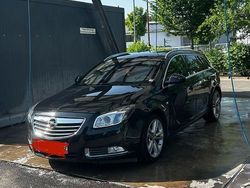 Schwarz Gebraucht 2010 Opel Insignia Cosmo Kombi | 3.500 € (Fairer Preis)