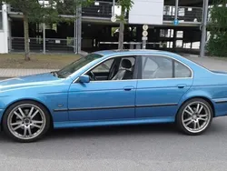 Blau Gebraucht 1997 BMW 540 Performance Limousine | 18.900 €