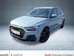 Grau Gebraucht 2024 Audi A1 Sportback Advanced Kleinwagen | 28.315 € (Fairer Preis)