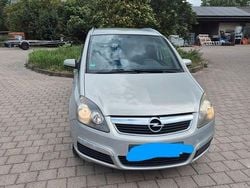 Silber Gebraucht 2007 Opel Zafira Van / Kleinbus | 2.300 € (Fairer Preis)