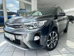 Grau Gebraucht 2018 Kia Stonic Spirit SUV | 12.490 € (Fairer Preis)