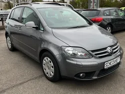 Grau Gebraucht 2008 VW Golf Plus Cross United Van / Kleinbus | 5.290 € (Fairer Preis)