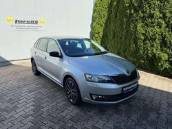 Brilliant silver metallic Gebraucht 2015 Skoda Rapid Kombi | 11.990 € (Etwas zu teuer)