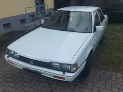 Weiß Gebraucht 1988 Mitsubishi Galant Limousine | 1.500 €