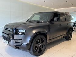 Farbe: grau Gebraucht 2024 Land Rover Defender Carpathian Edition SUV | 118.900 € (Teuer)
