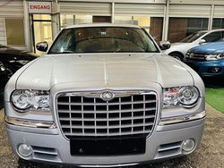 Silber Gebraucht 2012 Chrysler 300C Kombi | 5.700 € (Fairer Preis)
