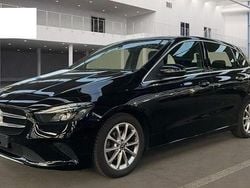Nachtschwarz Gebraucht 2019 Mercedes B180 Progressive Van / Kleinbus | 21.950 € (Fairer Preis)