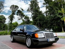 Schwarz Gebraucht 1991 Mercedes 230 Sportline Coupé | 22.999 €