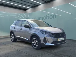 Silber Gebraucht 2023 Peugeot 3008 Allure SUV | 30.290 € (Etwas zu teuer)