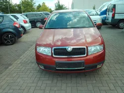 Orange Gebraucht 2001 Skoda Fabia Elegance Kleinwagen | 1.600 € (Fairer Preis)