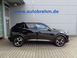 Schwarz (perla nera schwarz metallic) Gebraucht 2025 Peugeot 2008 Allure SUV | 35.680 €