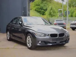 Grau Gebraucht 2015 BMW 330 Performance Limousine | 16.880 € (Fairer Preis)