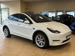 Weiß Gebraucht 2023 Tesla Model Y Long Range SUV | 39.800 € (Fairer Preis)