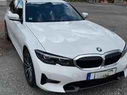Weiß Gebraucht 2021 BMW 330 Efficient Dynamics Kombi | 24.850 €