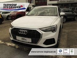 Ibisweiß (metallic) Gebraucht 2022 Audi Q3 SUV | 26.990 € (Superpreis)