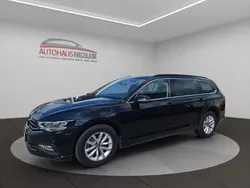Schwarz Gebraucht 2022 VW Passat Business Kombi | 23.450 € (Fairer Preis)