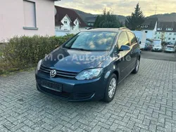 Blau Gebraucht 2009 VW Golf Plus Cross Trendline Van / Kleinbus | 4.400 € (Fairer Preis)