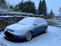 Blau Gebraucht 1999 Audi A3 Attraction Limousine | 2.000 € (Fairer Preis)