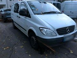 Weiß Gebraucht 2009 Mercedes Vito Van / Kleinbus | 4.500 € (Guter Preis)