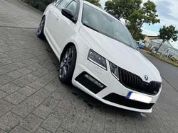 Gebraucht 2017 Skoda Octavia RS Kombi | 18.200 € (Fairer Preis)