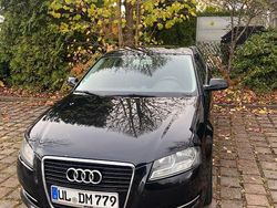 Schwarz Gebraucht 2012 Audi A3 Attraction Limousine | 4.500 €