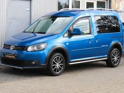 Blau Gebraucht 2015 VW Caddy Van / Kleinbus | 14.980 € (Fairer Preis)