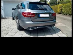 Grau Gebraucht 2015 Mercedes 180 Limousine | 15.950 €