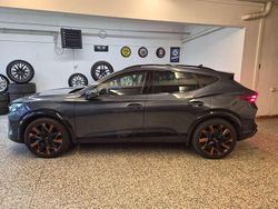 "magnetic tech" Gebraucht 2025 Cupra Formentor VZ SUV | 34.999 €