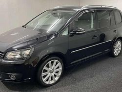 Schwarz Gebraucht 2015 VW Touran Highline Van / Kleinbus | 13.900 € (Superpreis)