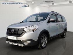 Silber Gebraucht 2020 Dacia Lodgy Stepway Van / Kleinbus | 14.985 € (Teuer)