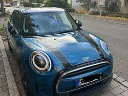 Blau Gebraucht 2022 Mini Cooper Kleinwagen | 22.999 € (Fairer Preis)