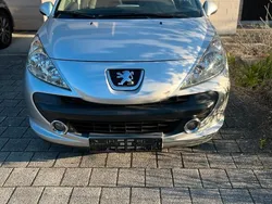 Silber Gebraucht 2008 Peugeot 207 Limousine | 550 € (Superpreis)